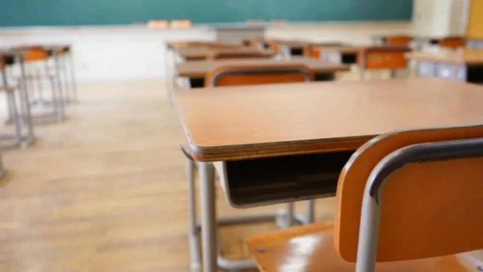 Şcolile impun limite privind timpul petrecut în faţa ecranului în sala de clasă