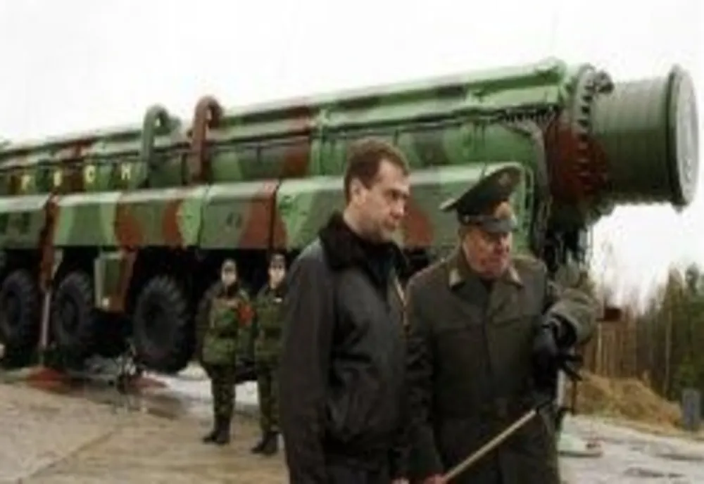 FOSTUL PREȘEDINTE RUS, DIMITRI MEDVEDEV: ”ADERAREA UCRAINEI LA NATO, ECHIVALENTĂ CU O DECLARAȚIE DE RĂZBOI”