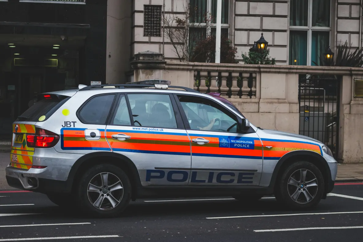 Jaf ca-n filme: Trei români au dat o spargere spectaculoasă la Londra