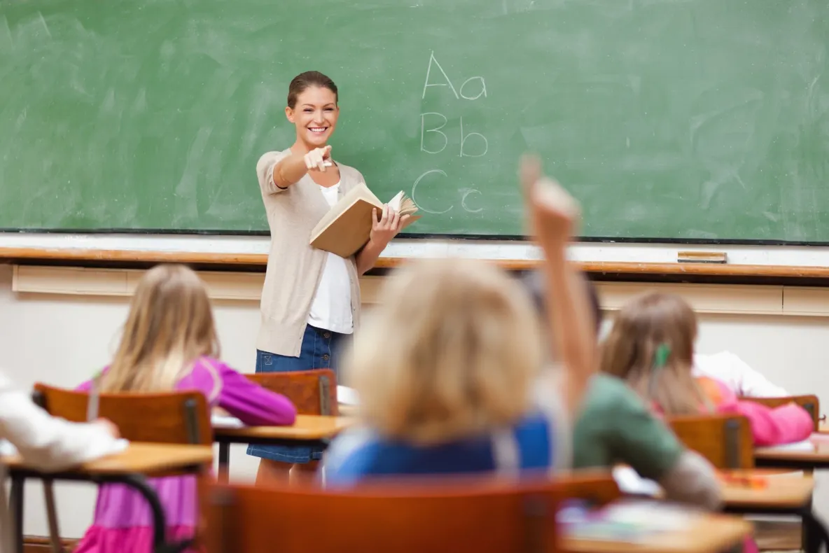 Până la 90 de elevi vor studia în SUA
