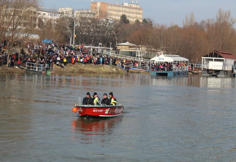 Ce efecte produce substanța găsită în corpul femeii drogate care s-a răsturnat cu barca pe Dunăre. 8 persoane erau la bord