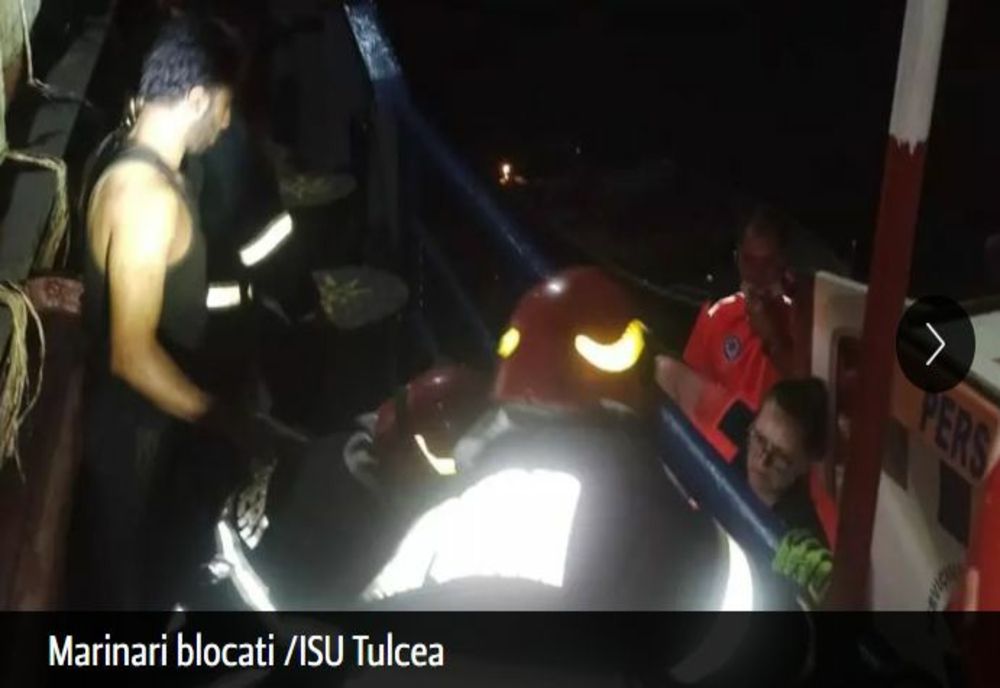 6 marinari, blocați în buncărul unei nave! Intervenţie contracronometru pe Dunăre