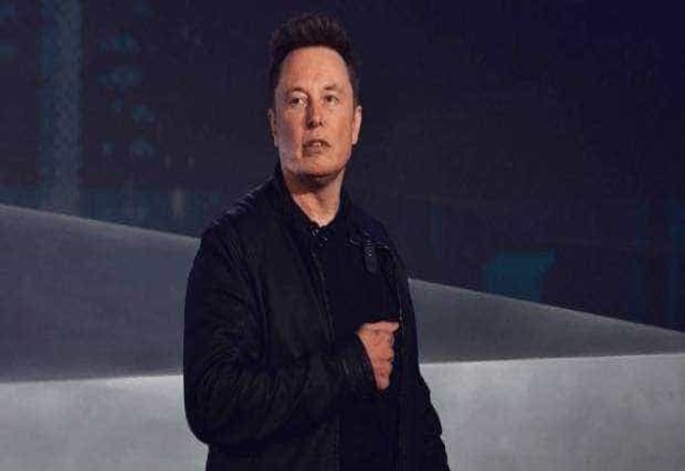 DUPĂ CE PROFITURILE TESLA S-AU PRĂBUȘIT, ELON MUSK ÎȘI VA REDUCE IMPLICAREA ÎN ADMINISTRAȚIA TRUMP
