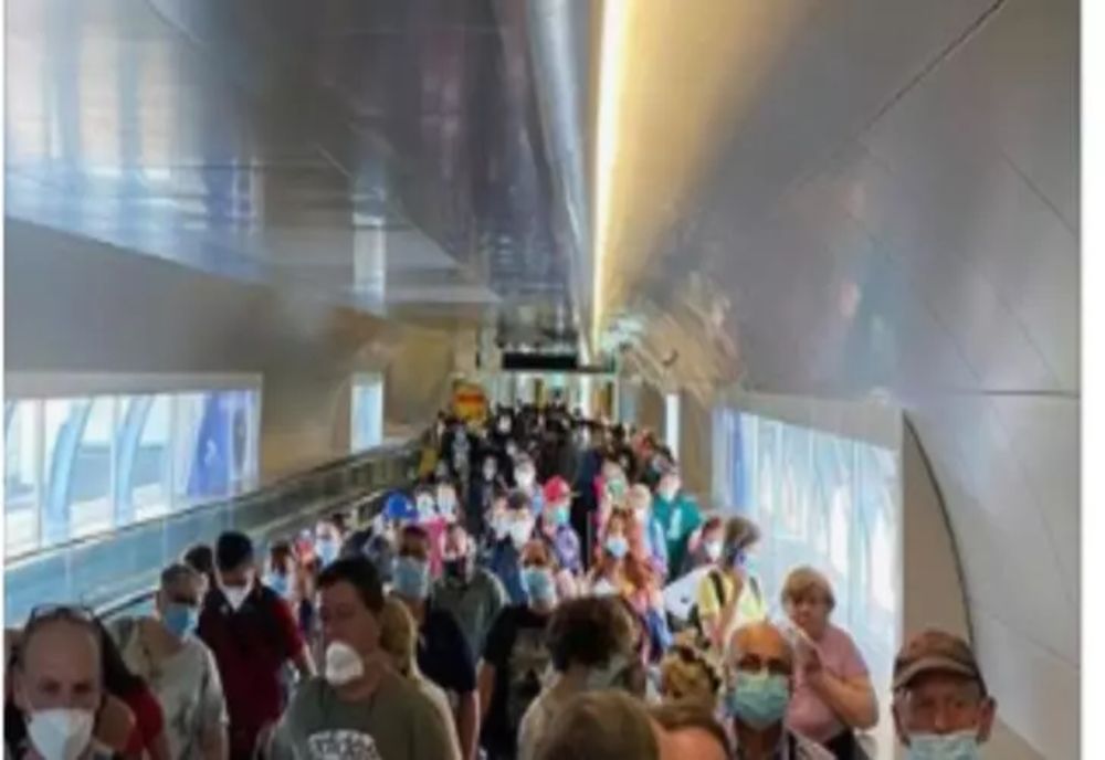 Haos la Aeroportul Heathrow, din Londra, după ce mai multe persoane au fost rănite într-un atac cu spray iritant