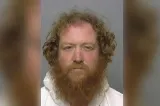 Atac armat în Florida: femeie împușcată în gât în fața casei, suspectul s-a ascuns în piscină