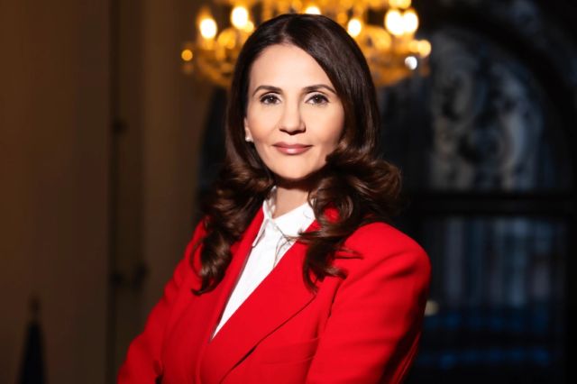 Anca Alexandrescu: „Ilie Bolojan își face o campanie de tip Ceaușescu”