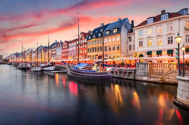 Danemarca intră în „modul de alertă”: investiție masivă pentru a fi pregătită de război, pene de curent și crize majore